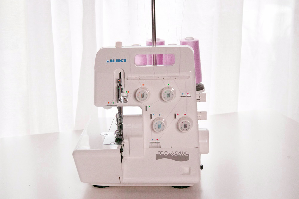 Juki MO-654DE Serger